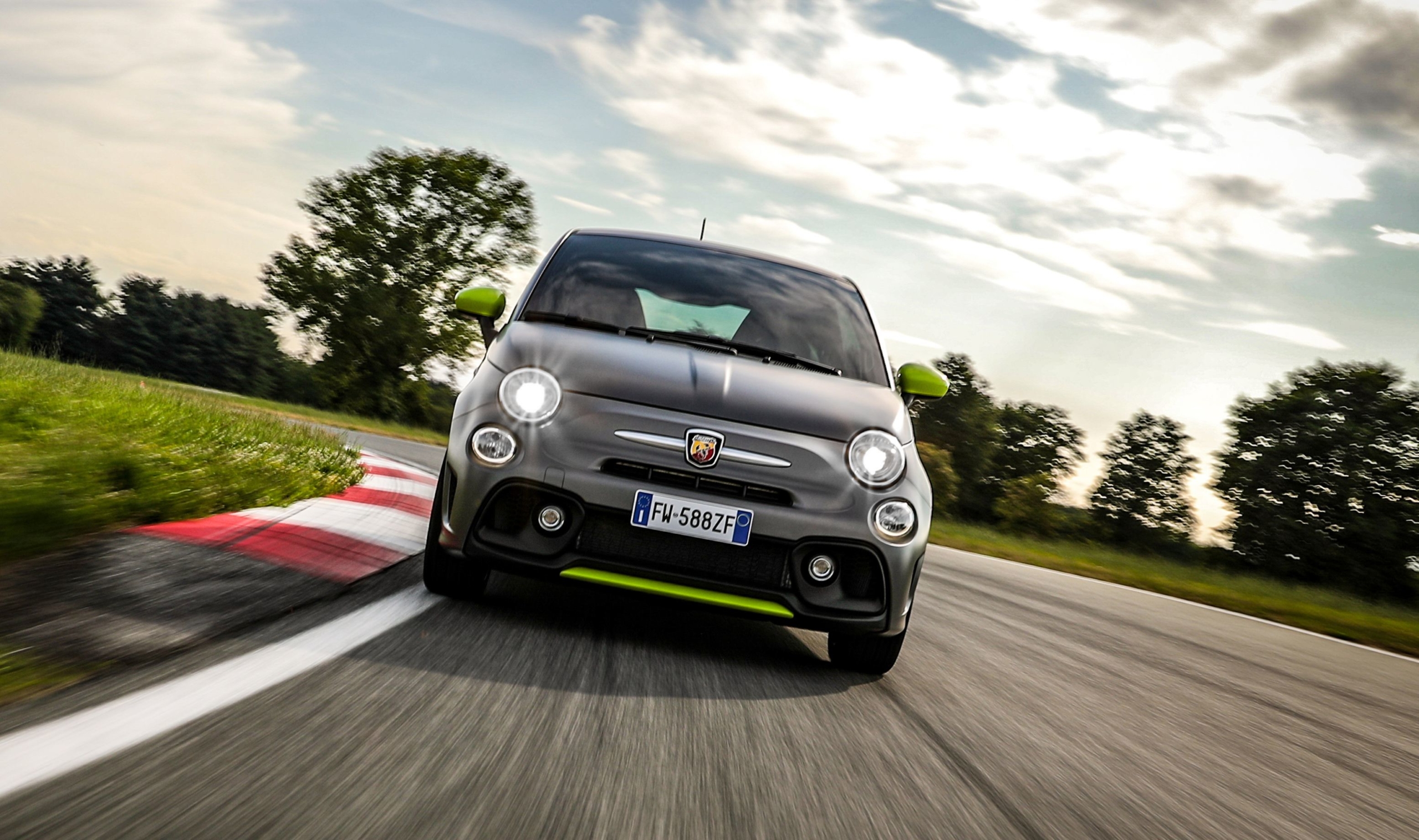 Abarth 595 zum fünften Mal in Folge zum „Best Car“ gekürt