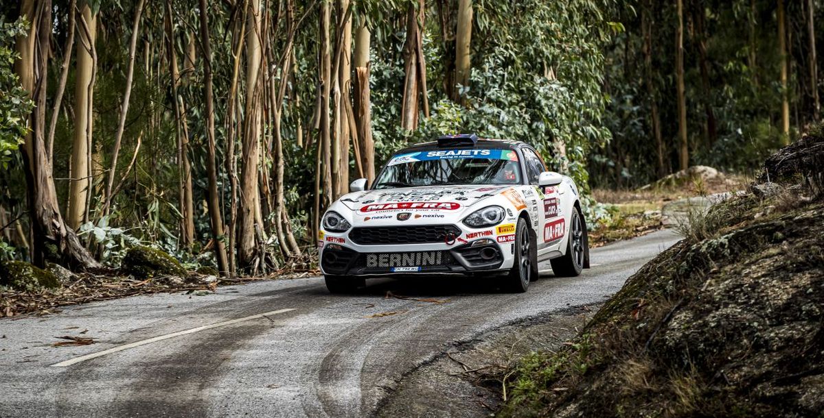 Viele italienische Erfolge für Abarth am vergangenen Wochenende: 1. Platz für Mabellini im Abarth Rally Cup, 2. Platz für ihn bei der ERC2 Rallye Fafe Montelongo