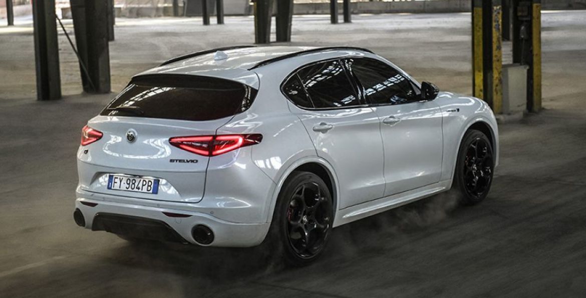 Alfa Romeo Giulia und Alfa Romeo Stelvio im Modelljahr 2021 – noch effizientere Motoren und neuer Alfa Romeo Stelvio Veloce Ti