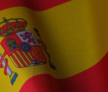 Pressemeldung in Deutschland - einfach für Spanier